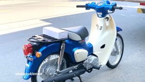 Honda Super Cub 50 màu xanh dương Nhật Bản