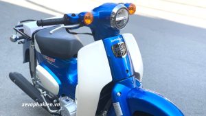 Honda Super Cub 50 màu xanh dương Nhật Bản