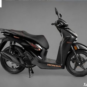 Sắc Đen nhám phối bóng đầy quyền lực, sự kết hợp tinh tế giữa nét thể thao mạnh mẽ và vẻ đẹp huyền bí, cuốn hút.