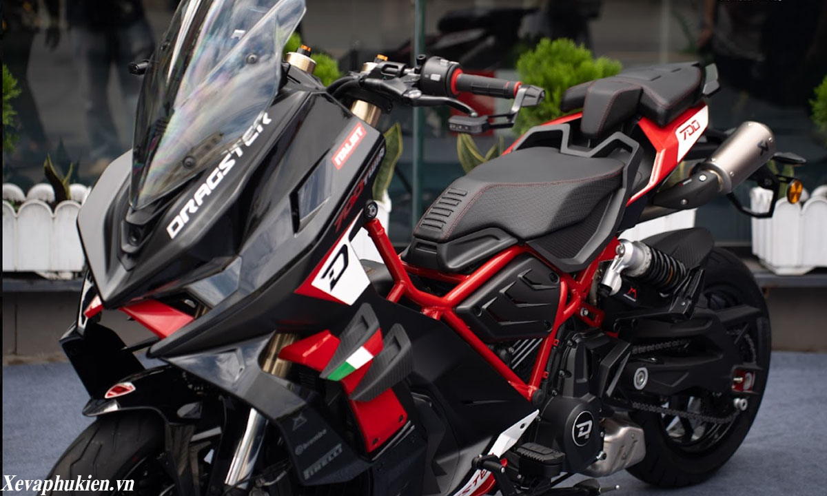 Thiết kế hầm hố Italjet Dragster 700 Twin Premium