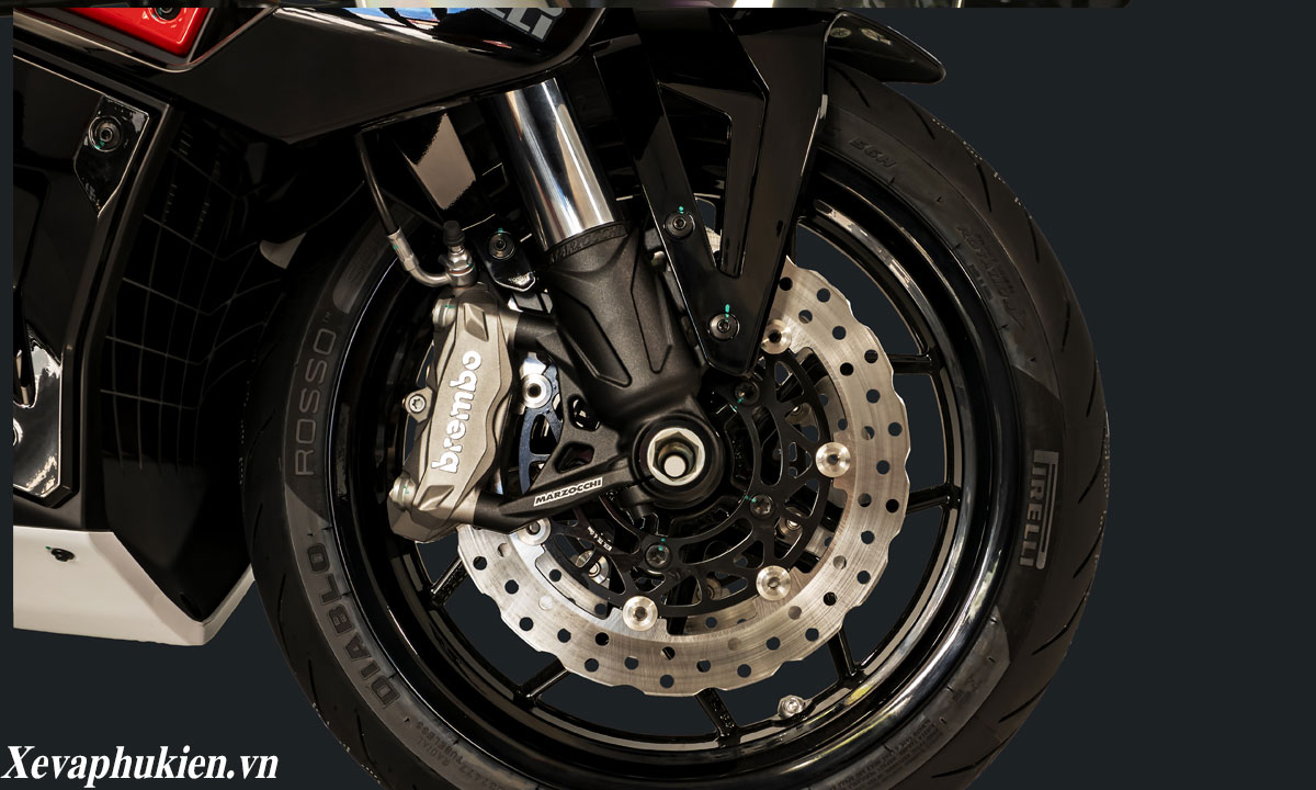 Brembo trên Italjet Dragster 700 Twin Premium Edition