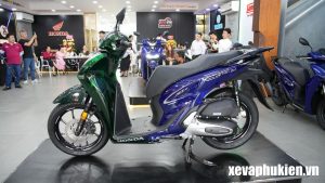 Honda SH150i Italy Super Vetro 2 in 1