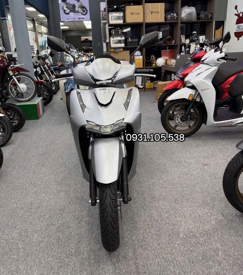 Honda SH150i New Concept màu bạc về tay khách Tam Nông, Đồng Tháp