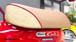 Honda Super Cub 50 Hello Kitty Nhật Bản