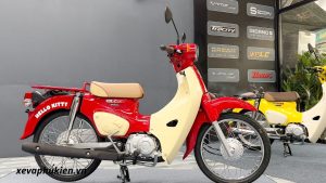 Honda Super Cub 50 Hello Kitty Nhật Bản