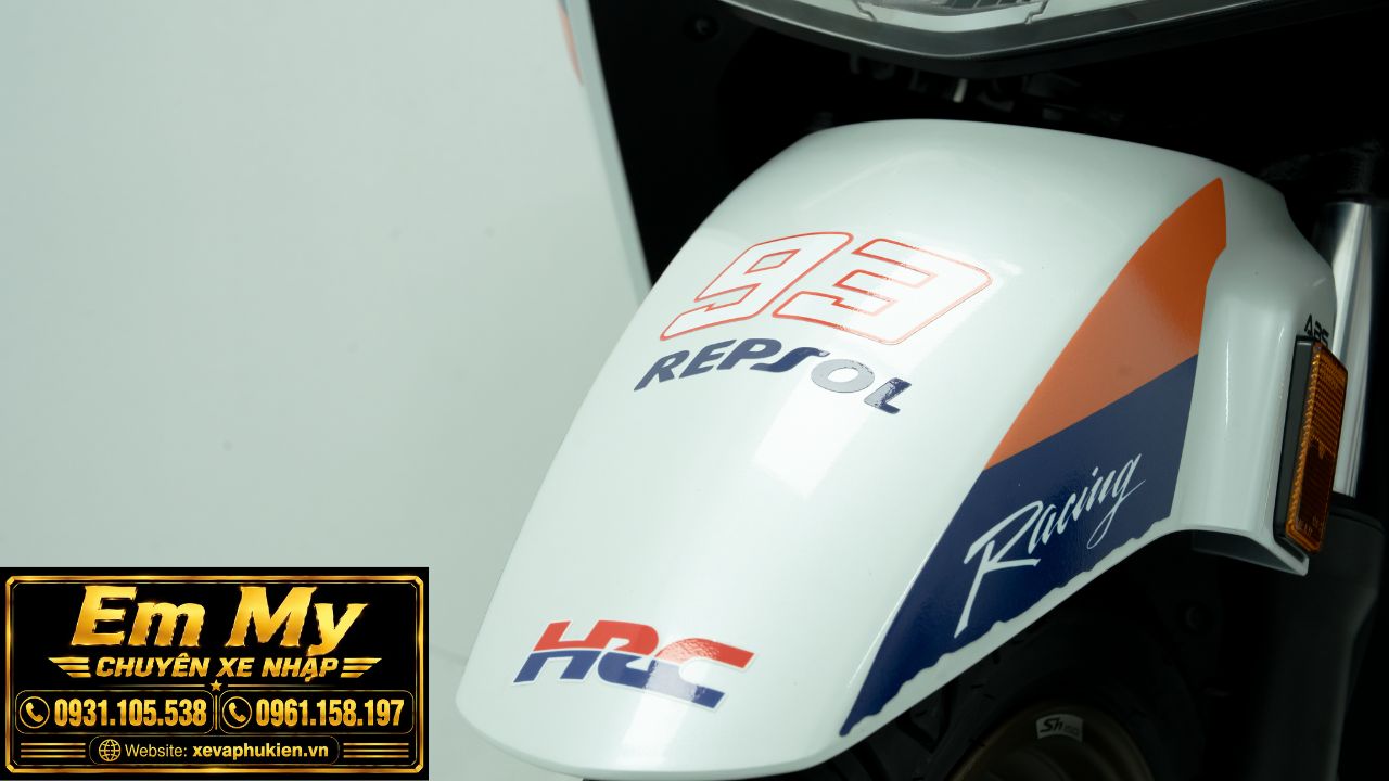 Honda SH 150 Italy Repsol Custom