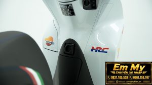 Honda SH 150 Italy Repsol Custom