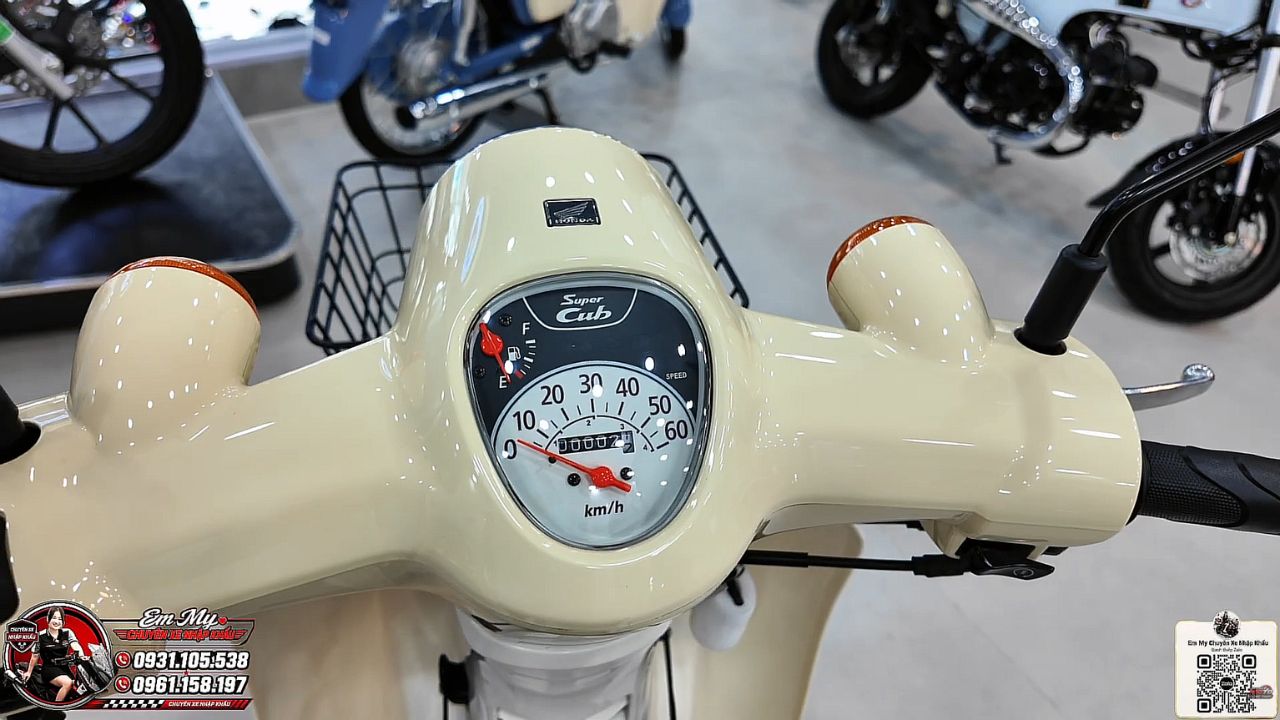 Top 5 phụ kiện nâng tầm Cub 50 nhập Nhật màu Be